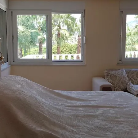 Moonlight Bed & Breakfast