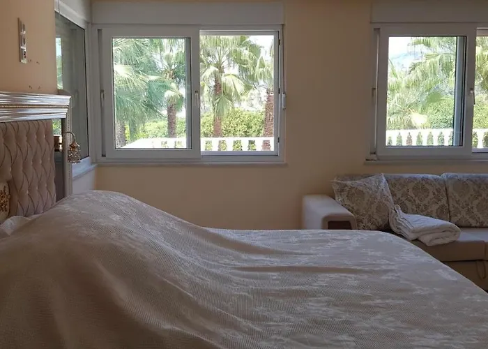 Moonlight Bed & Breakfast